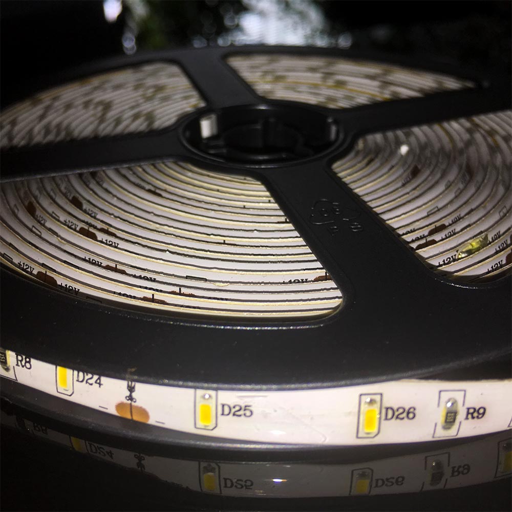 DC 12V 3014 SMD Flexible LED Strip 60/120/204 LEDs/m Waterproof IP20/IP65/IP67 Emitting White/Warm White