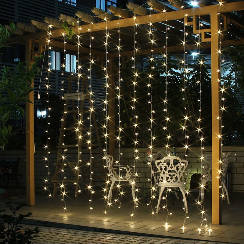 Plug Powered LED Net Curtain Light String 2M 110V/220V